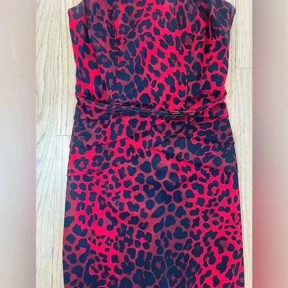 Caché Women’s Red and Black Leopard Print Sheath Dress with Belt Size 4 - Picture 3 of 12